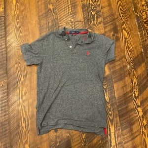 Small polo collard shirt